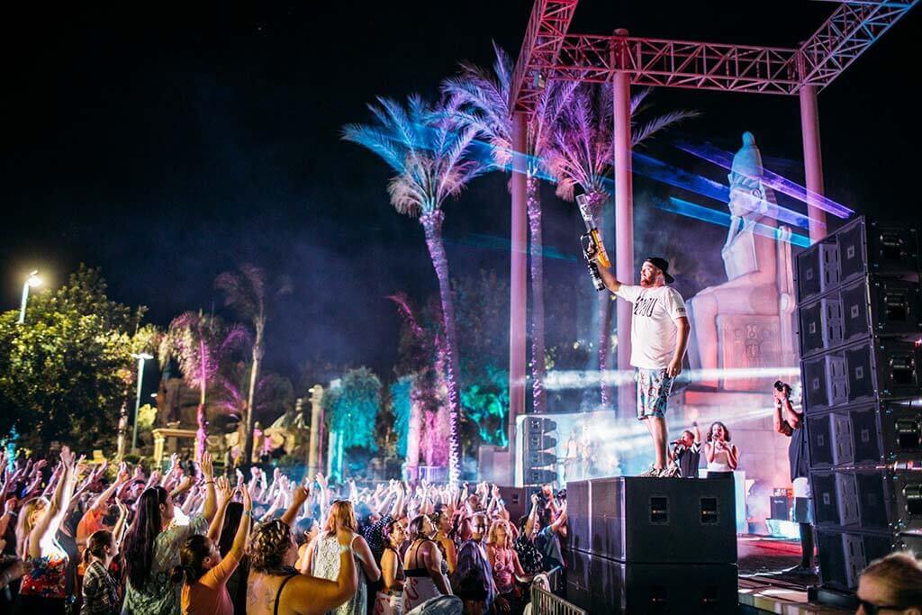 LuLaRoe Vision Inspire 2016 Convention Kick Off Party